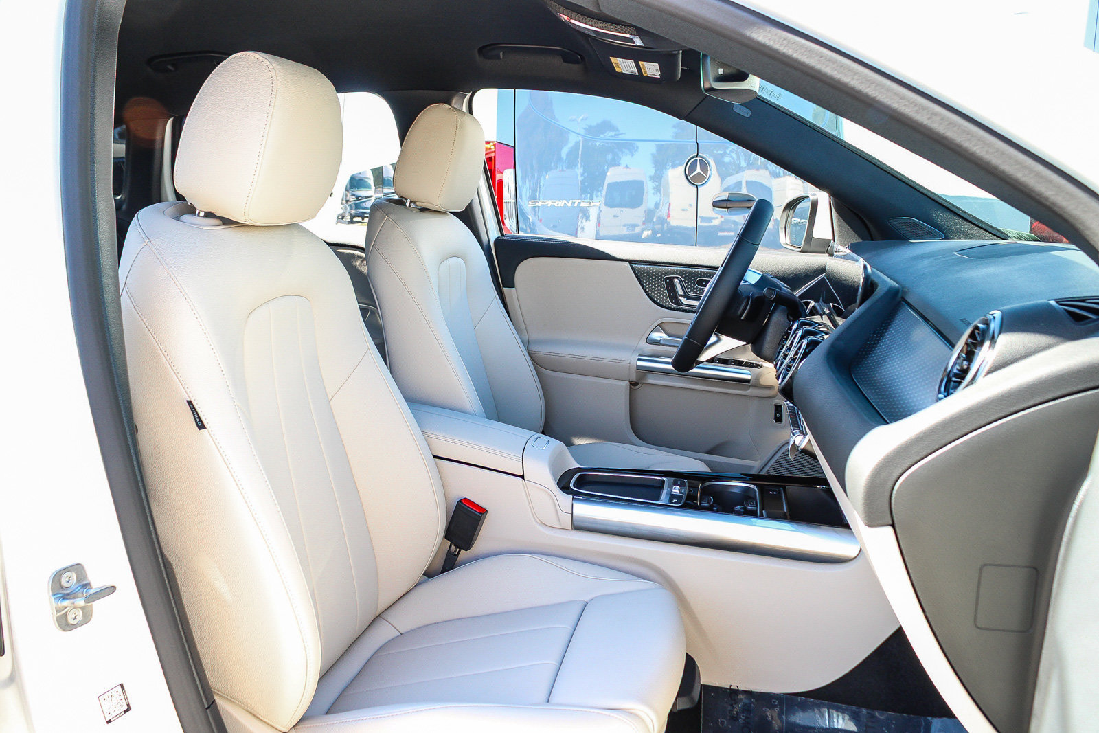 New 2026 Mercedes-Benz GLA 250 4MATIC image 16