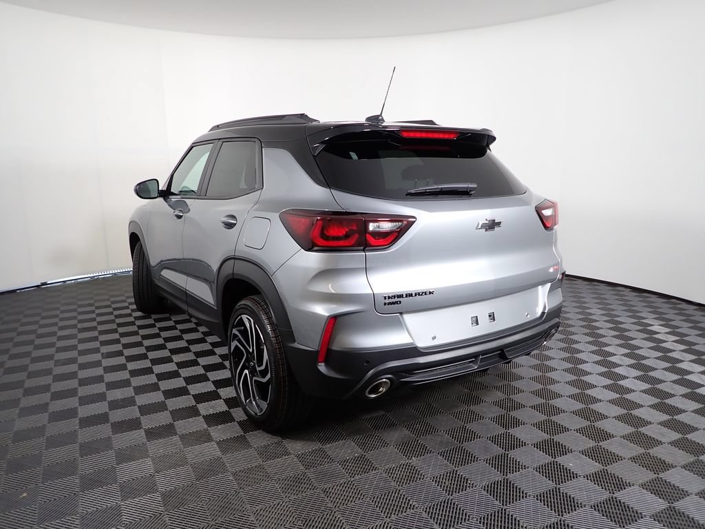 New 2026 Chevrolet TrailBlazer RS w/ Convenience Package AWD/4WD image 13