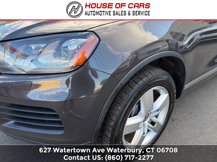 Used 2013 Volkswagen Touareg TDI AWD/4WD image 10