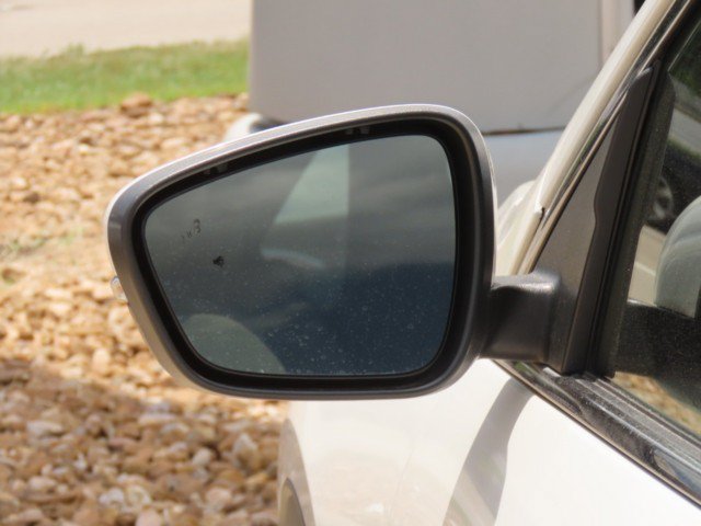 Used 2020 Ford Escape Titanium AWD/4WD image 17