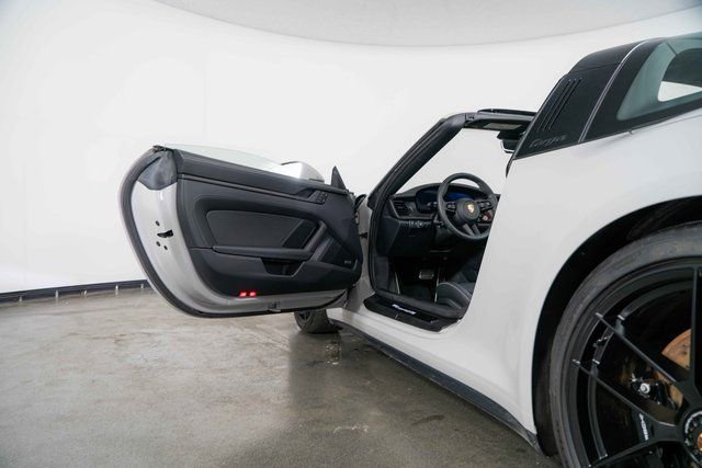 Used 2025 Porsche 911 Targa 4 GTS image 14