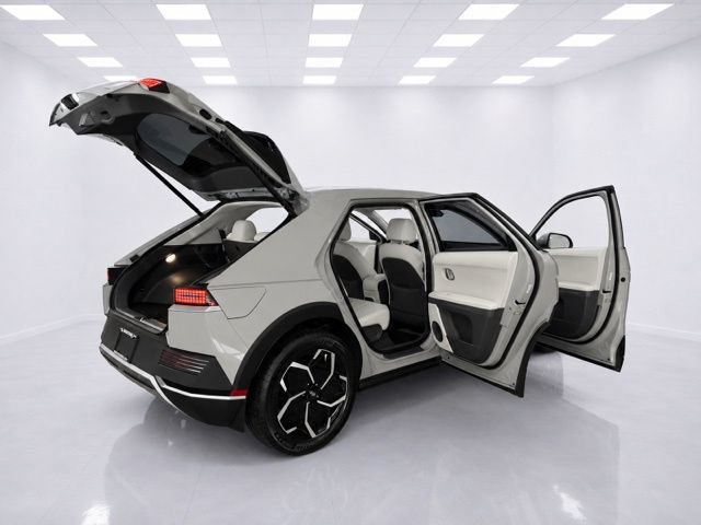 Used 2023 Hyundai Ioniq 5 SEL AWD/4WD image 13