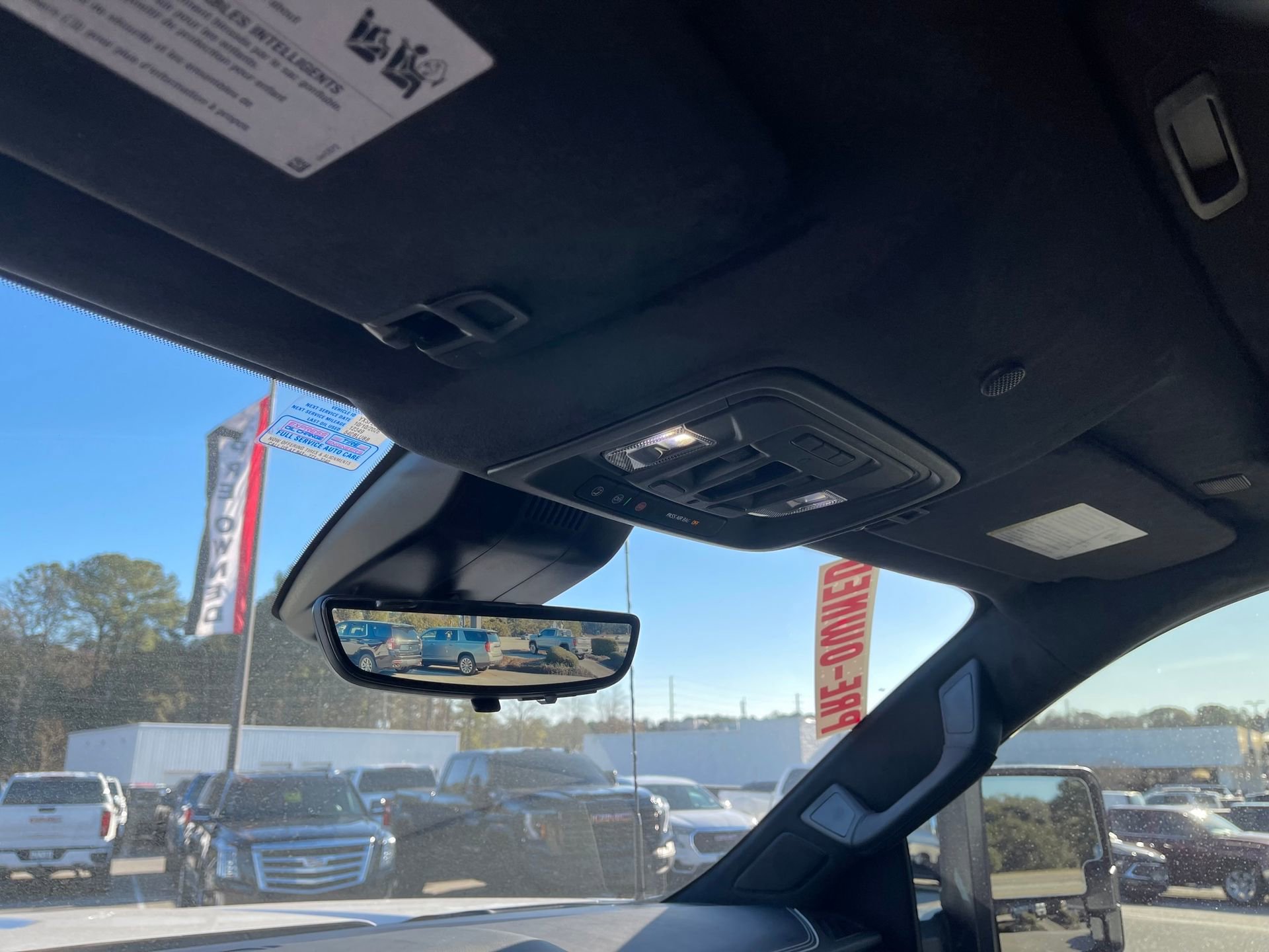 Used 2025 GMC Sierra 2500 Denali Ultimate image 19