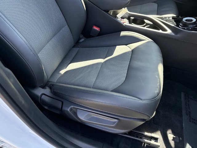 Used 2023 Kia Niro Wind w/ Wind Preserve Package FWD image 10