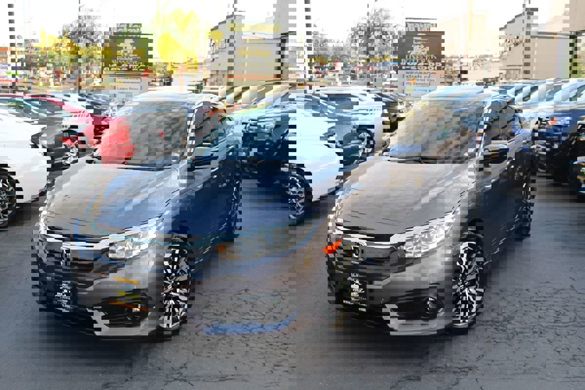 Used 2016 Honda Civic EX-T image 36