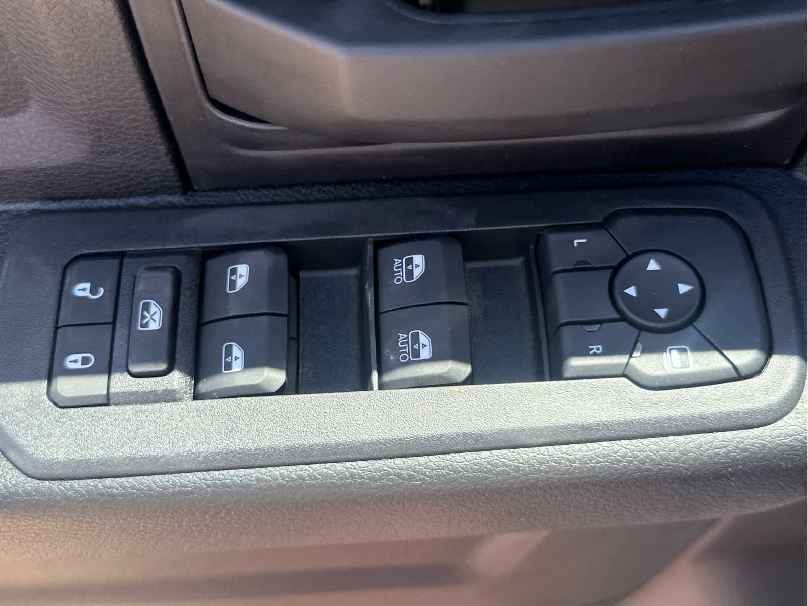 New 2025 RAM 3500 Tradesman image 26