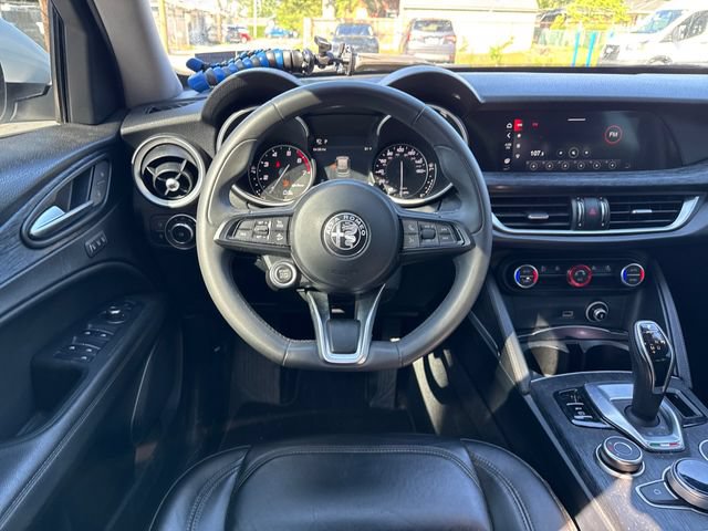 Used 2021 Alfa Romeo Stelvio Sprint AWD/4WD image 13