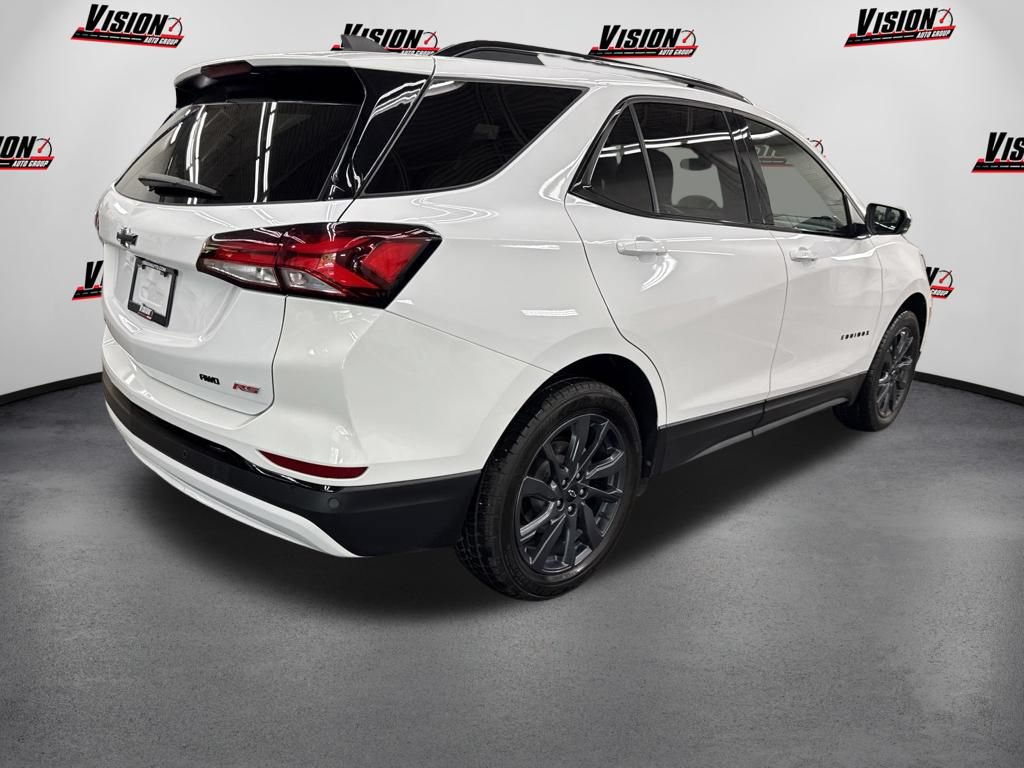 Used 2024 Chevrolet Equinox RS AWD/4WD image 5