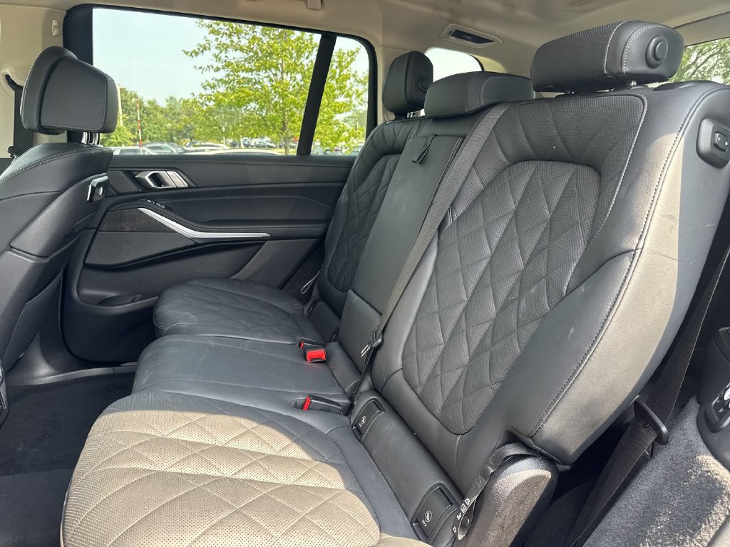 Certified 2025 BMW X7 xDrive40i AWD/4WD image 19