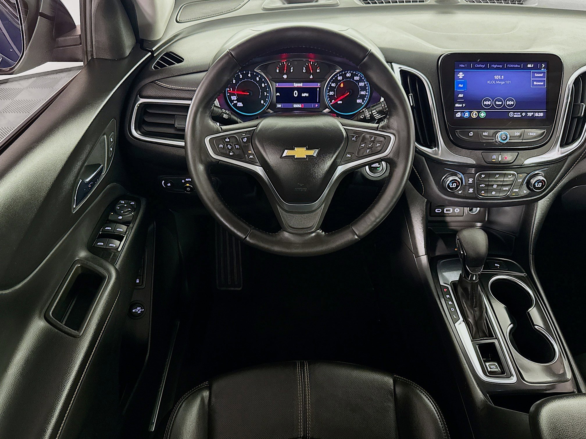 Used 2022 Chevrolet Equinox Premier FWD image 16