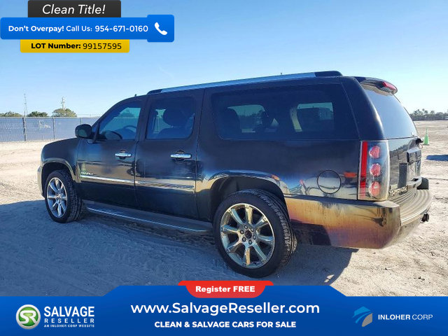 Used 2011 GMC Yukon XL Denali image 3