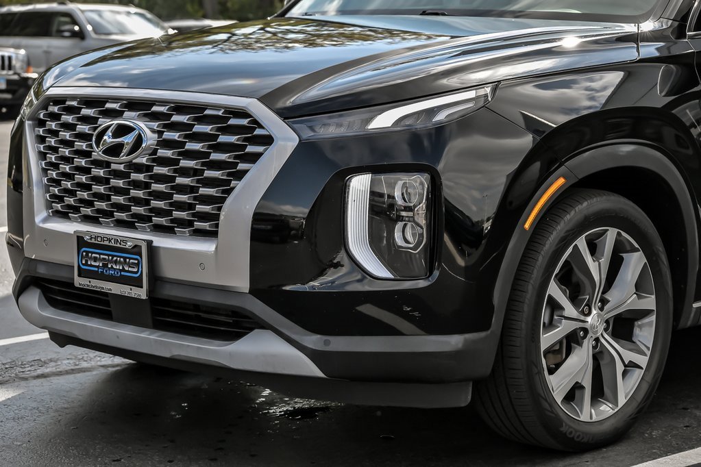 Used 2022 Hyundai Palisade SEL w/ Convenience Package image 2