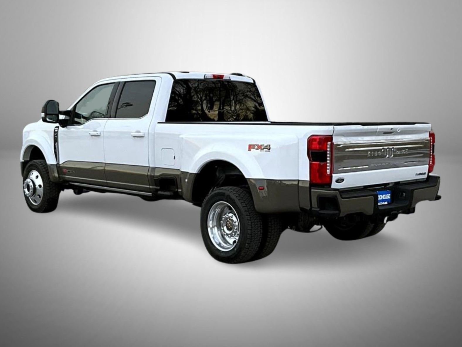 New 2026 Ford F450 King Ranch w/ FX4 Off-Road Package image 7