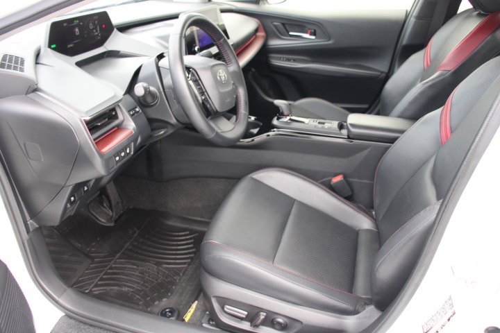 Certified 2024 Toyota Prius Prime image 11