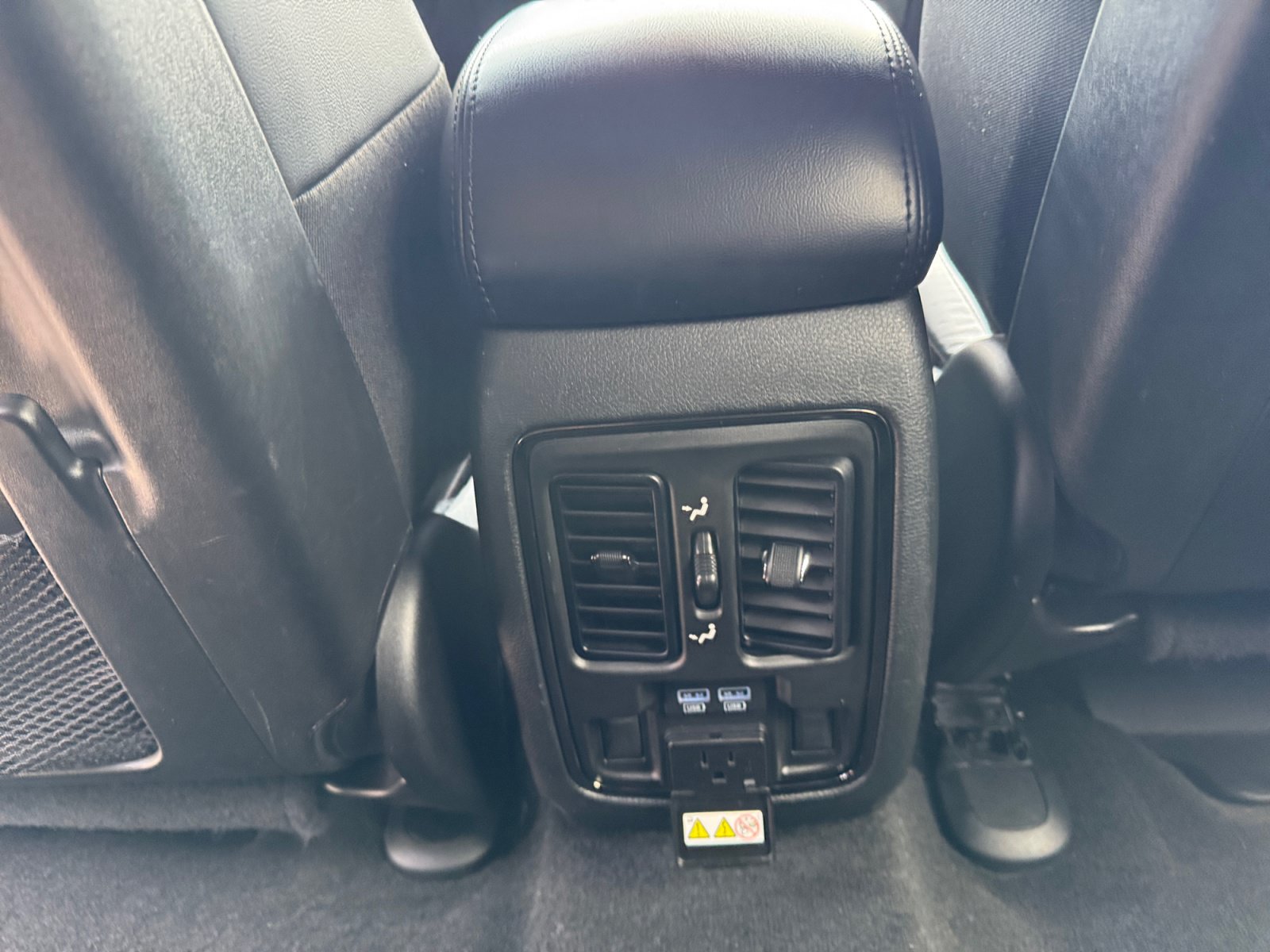 Used 2021 Jeep Grand Cherokee Limited X RWD image 29