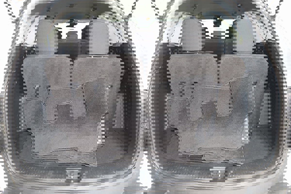 Used 2022 Kia Sorento LX image 45