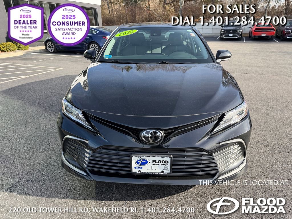 Used 2022 Toyota Camry LE image 2