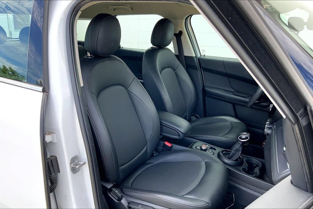 Used 2019 MINI Cooper Countryman w/ Storage Package FWD image 7