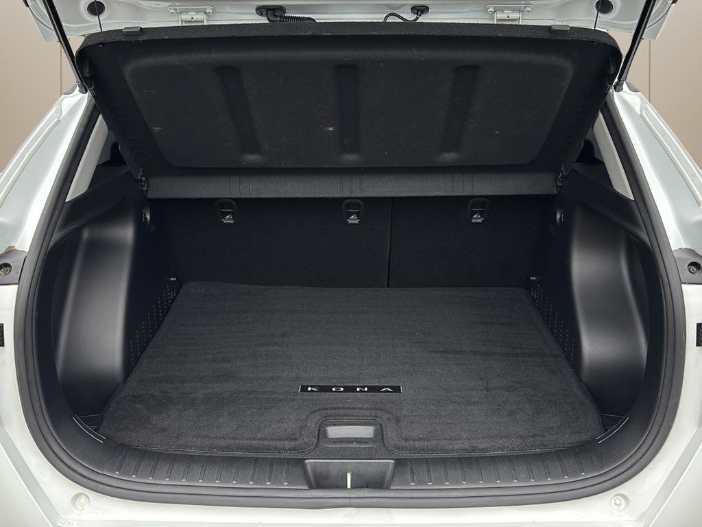Certified 2024 Hyundai Kona SEL FWD image 10