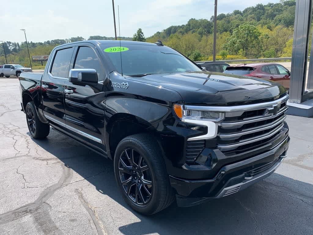Certified 2024 Chevrolet Silverado 1500 High Country w/ Technology Package AWD/4WD image 6
