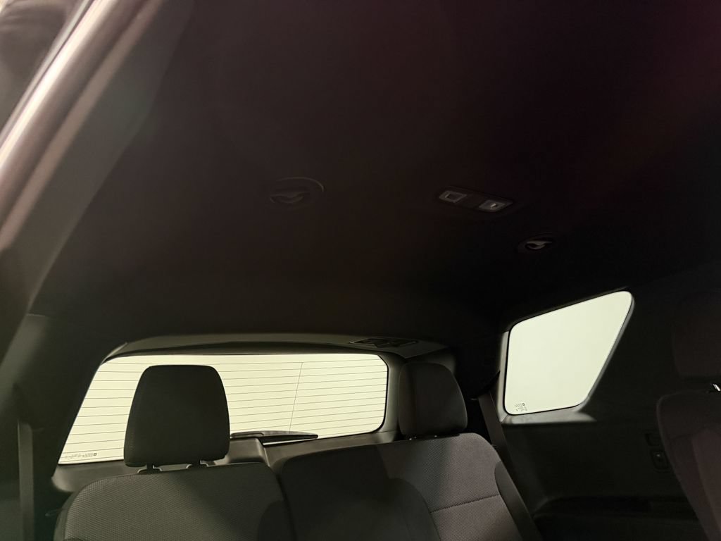 Used 2023 Chevrolet Traverse LT AWD/4WD image 69