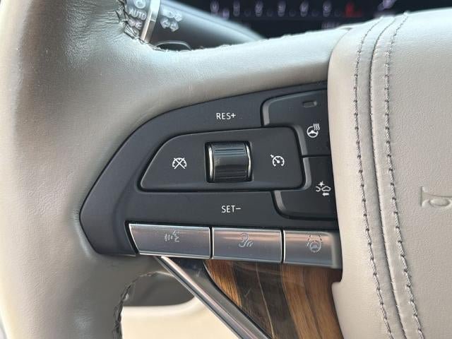 Certified 2024 Cadillac Escalade ESV Sport Platinum AWD/4WD image 25