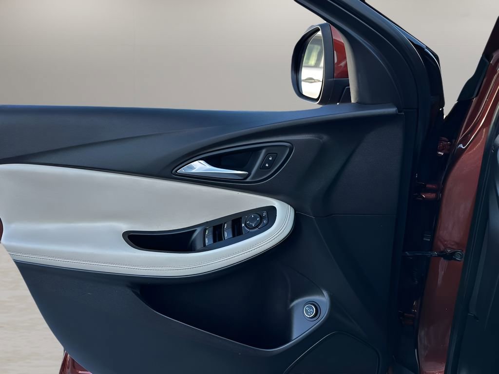 Used 2021 Buick Encore GX Select image 19