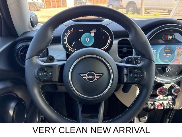 Used 2022 MINI Cooper S image 5