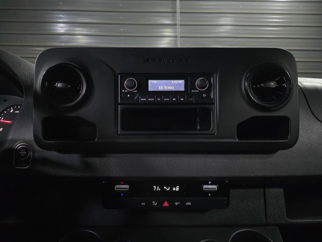 Used 2023 Mercedes-Benz Sprinter 2500 image 22