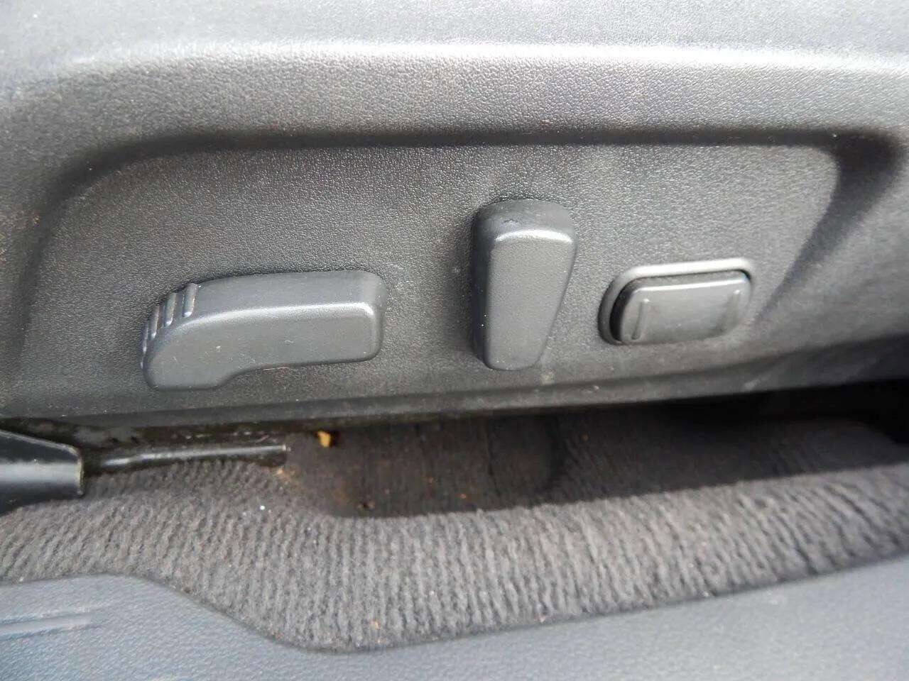 Used 2019 Subaru Outback 2.5i Premium image 14