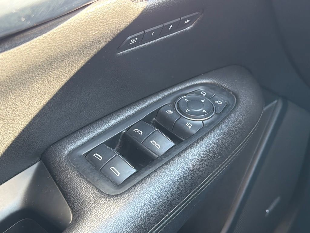 Used 2017 Cadillac XT5 Luxury w/ Driver Awareness Package image 25