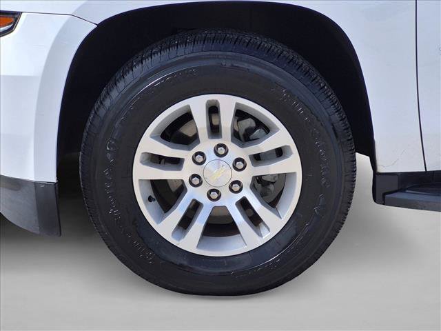 Used 2018 Chevrolet Tahoe LS w/ Enhanced Driver Alert Package RWD image 24