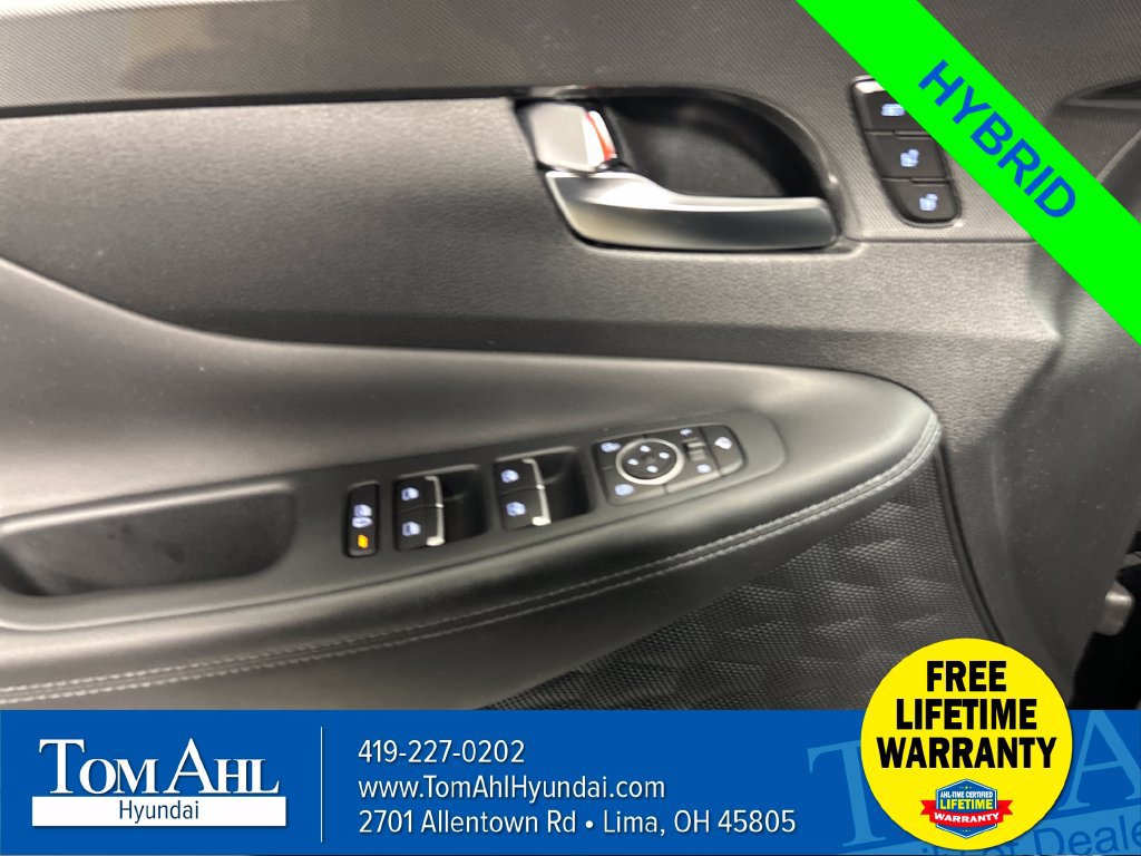Used 2023 Hyundai Santa Fe Limited AWD/4WD image 12