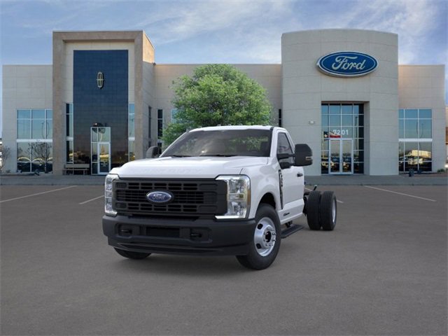 New 2025 Ford F350 XL image 2