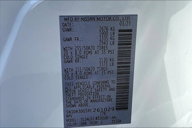 Certified 2023 Nissan Pathfinder Platinum w/ Cargo Package FWD image 19