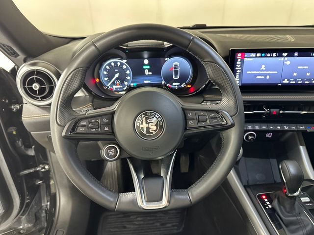 Used 2024 Alfa Romeo Tonale Ti image 14