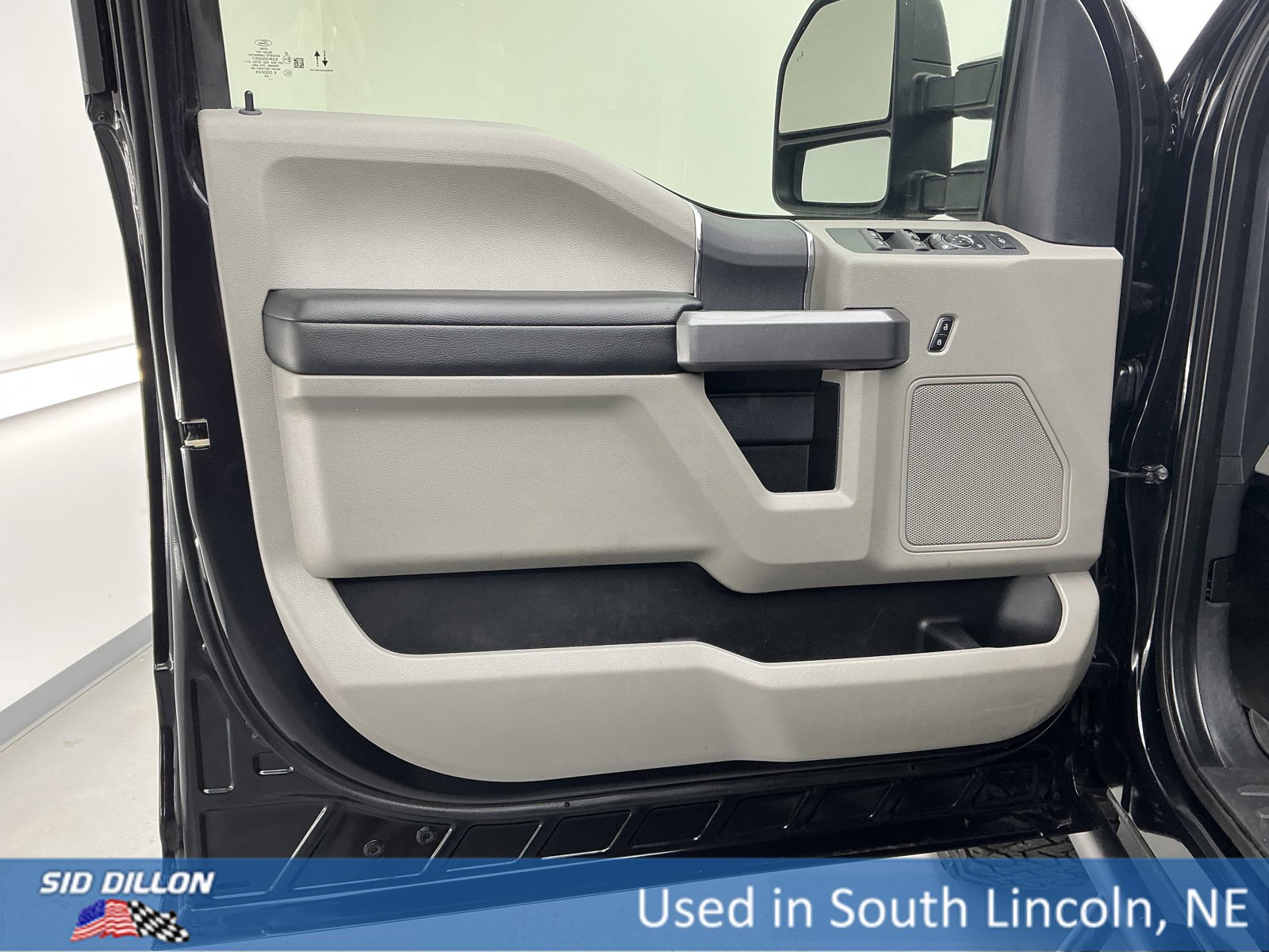 Used 2022 Ford F350 XLT image 16