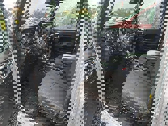 Used 2023 Jeep Gladiator Sport image 5