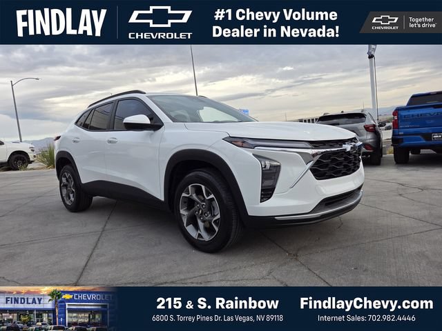 Certified 2025 Chevrolet Trax LT w/ Driver Confidence Package FWD image 1
