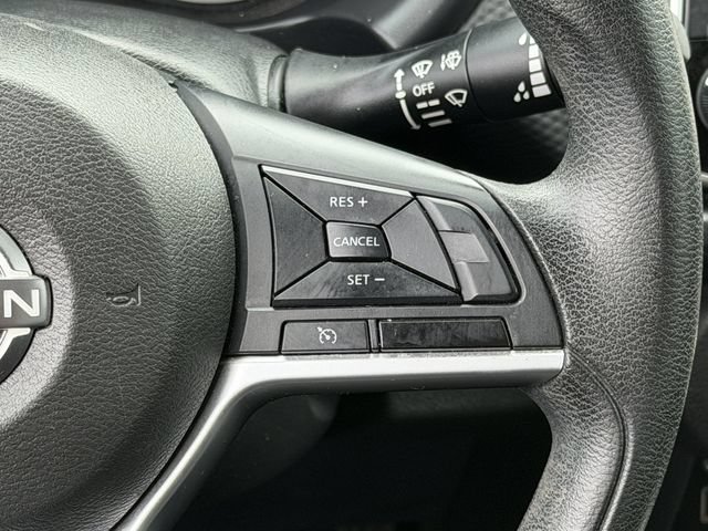Used 2022 Nissan Kicks S FWD image 10