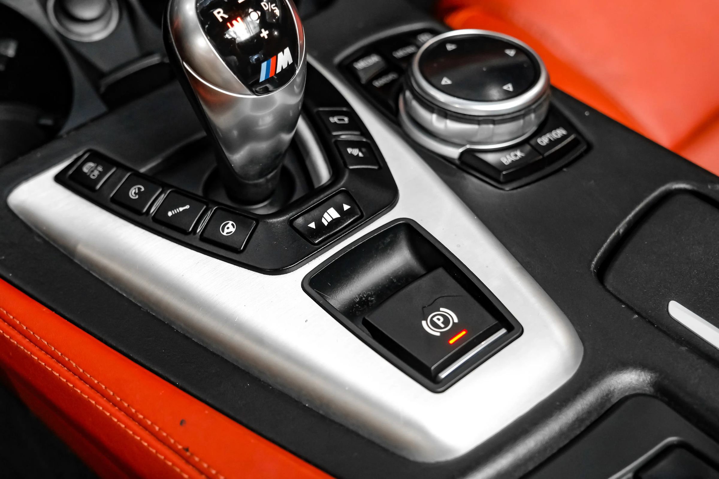 Used 2014 BMW M5 RWD image 25