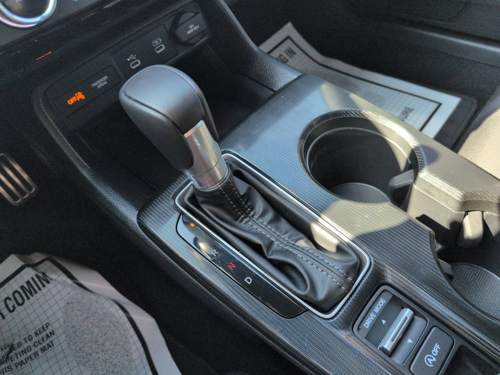 Used 2025 Honda Civic Sport image 24