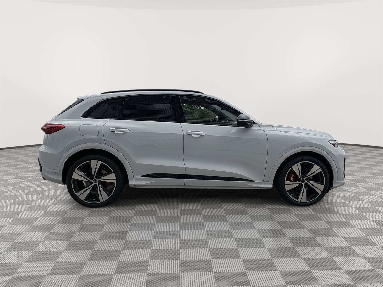 New 2026 Audi SQ5 Premium Plus AWD/4WD image 6