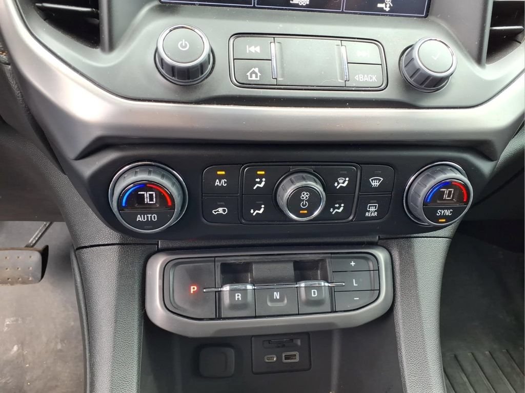 Used 2023 GMC Acadia AT4 w/ Trailering Package AWD/4WD image 12