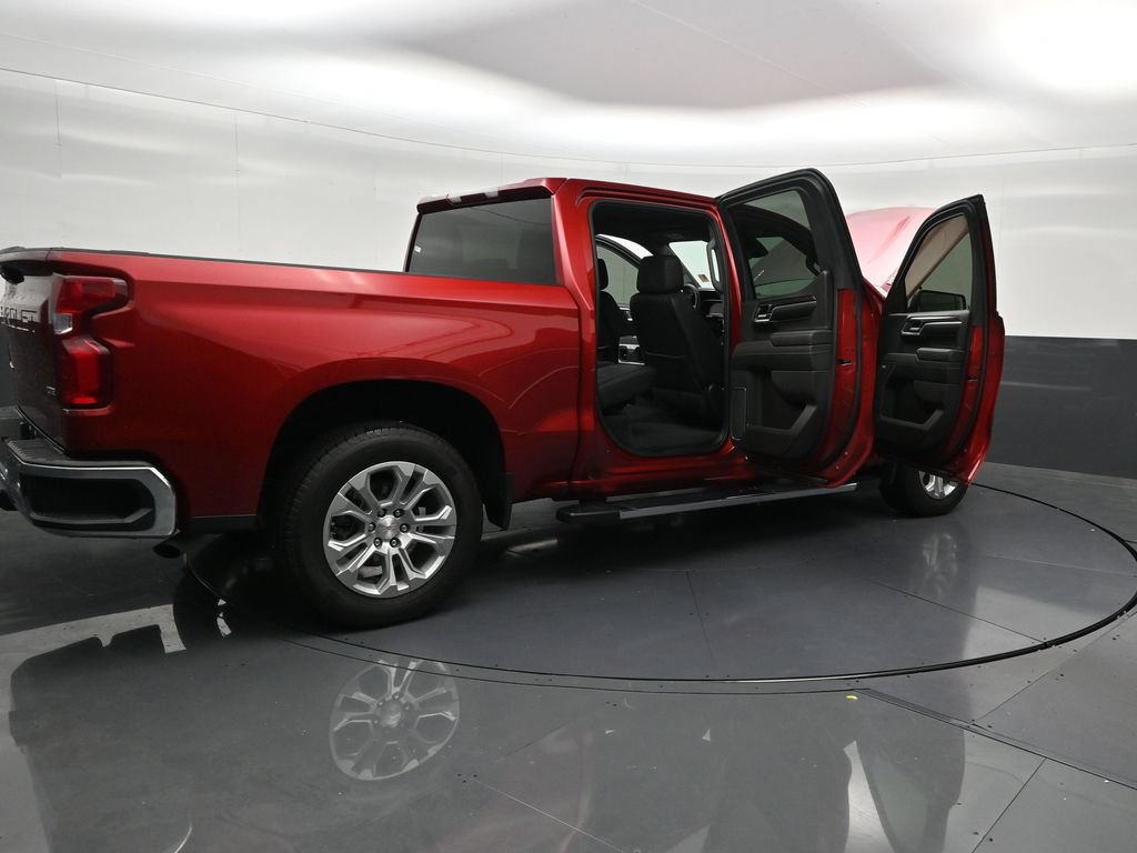 Used 2024 Chevrolet Silverado 1500 LTZ RWD image 32