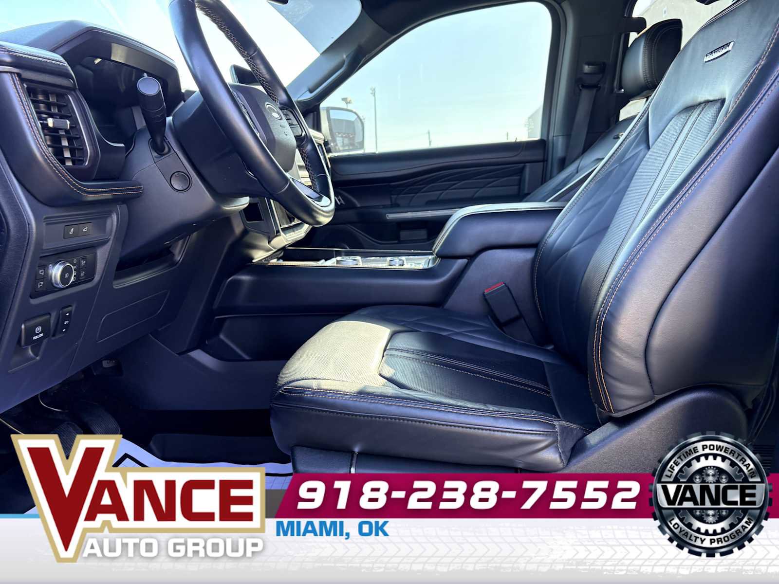 Used 2022 Ford Expedition Platinum AWD/4WD image 11