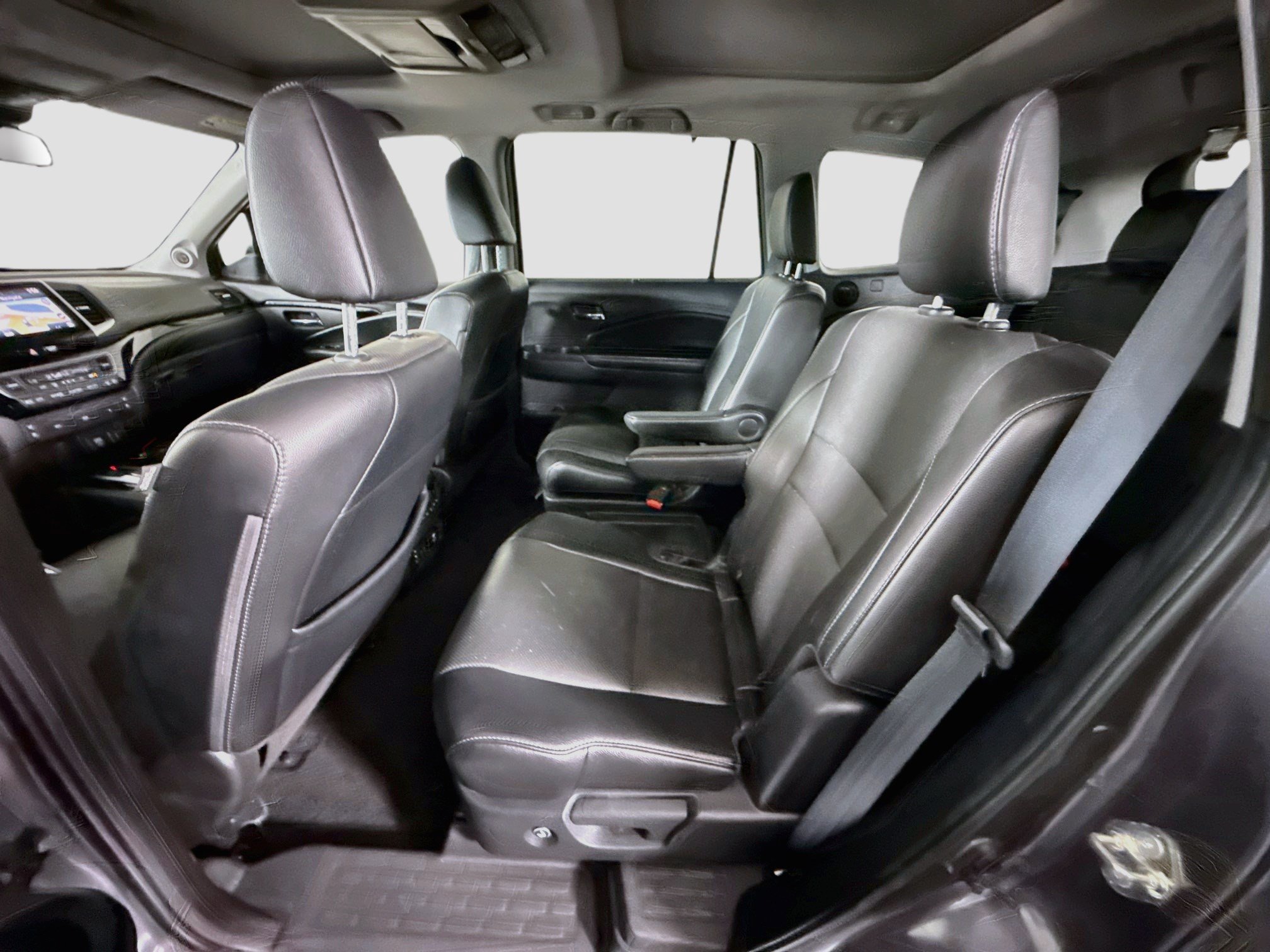 Used 2018 Honda Pilot Elite image 25