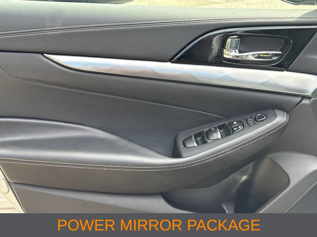 Used 2023 Nissan Maxima SV w/ Floor Mat Group FWD image 12