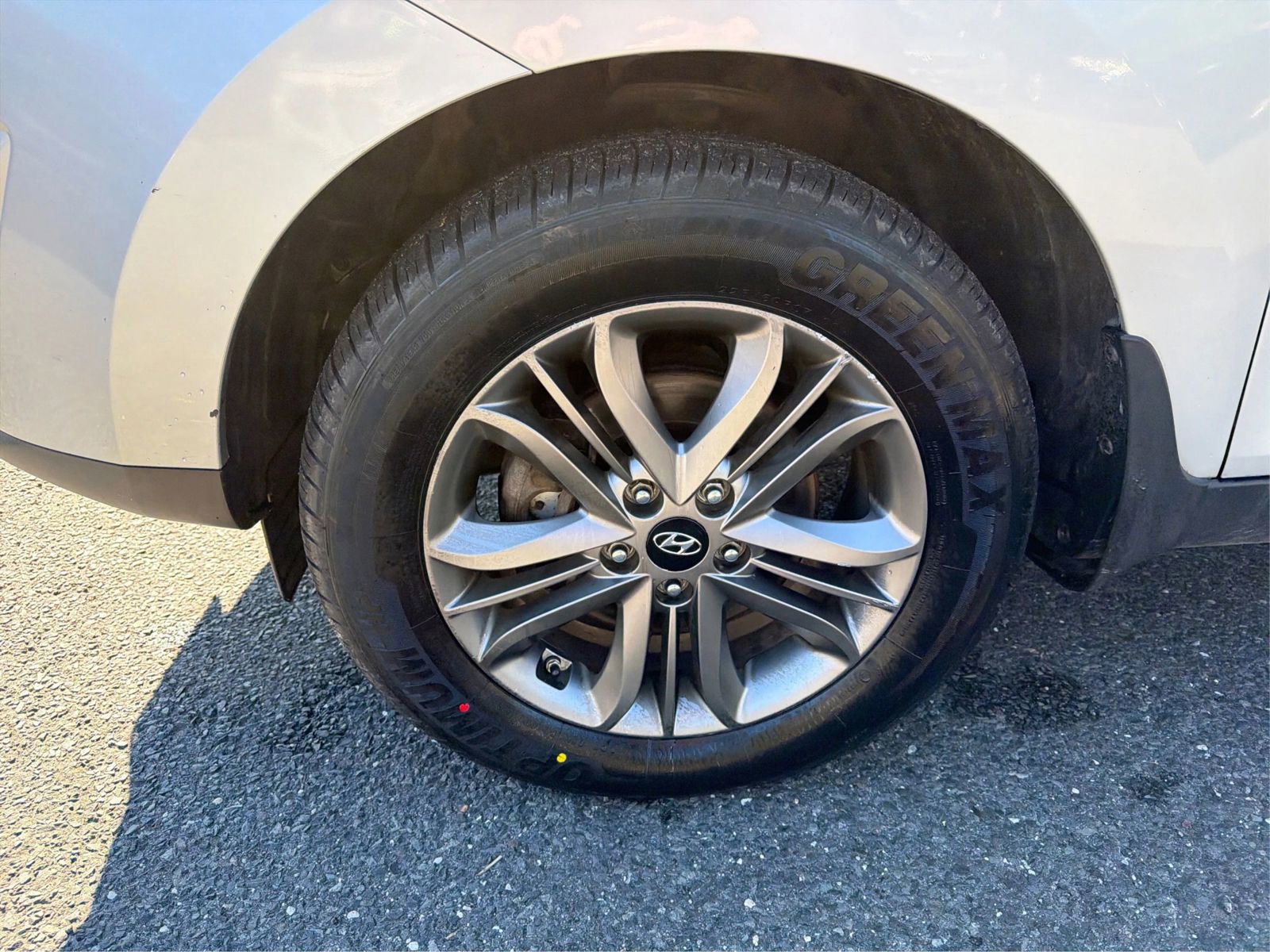 Used 2014 Hyundai Tucson GLS image 17