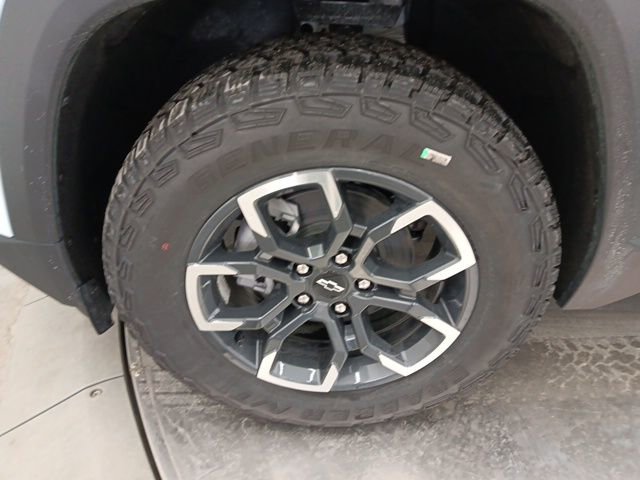 New 2026 Chevrolet Equinox ACTIV w/ Convenience Package III image 5